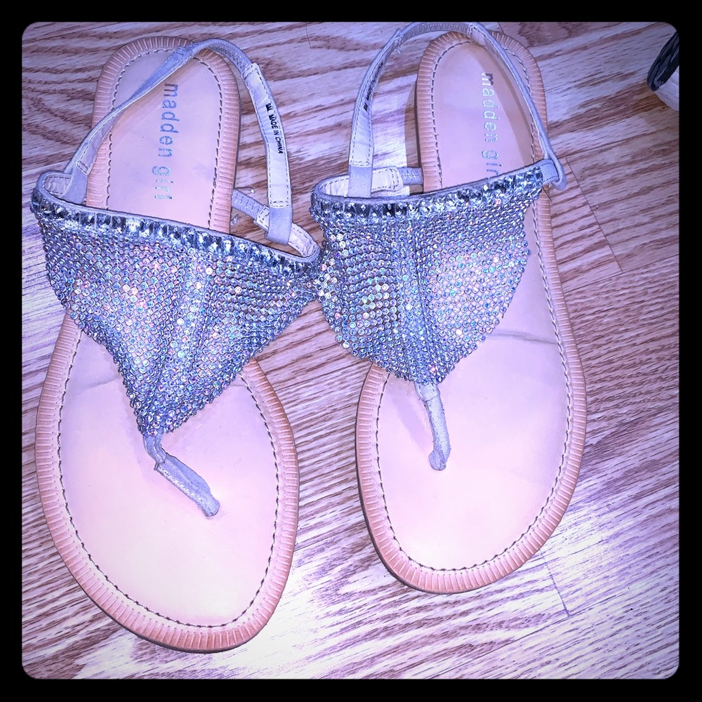 Madden Girl Flat sandals